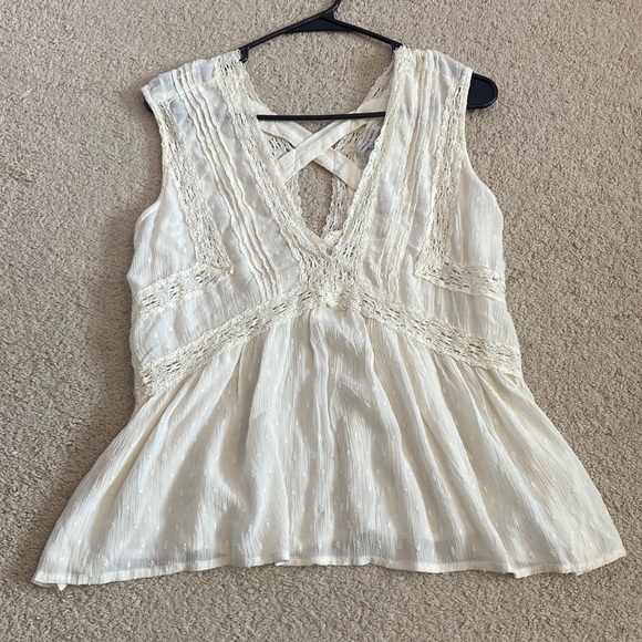 American Eagle Outfitters Tops - American Eagle Lace Tank